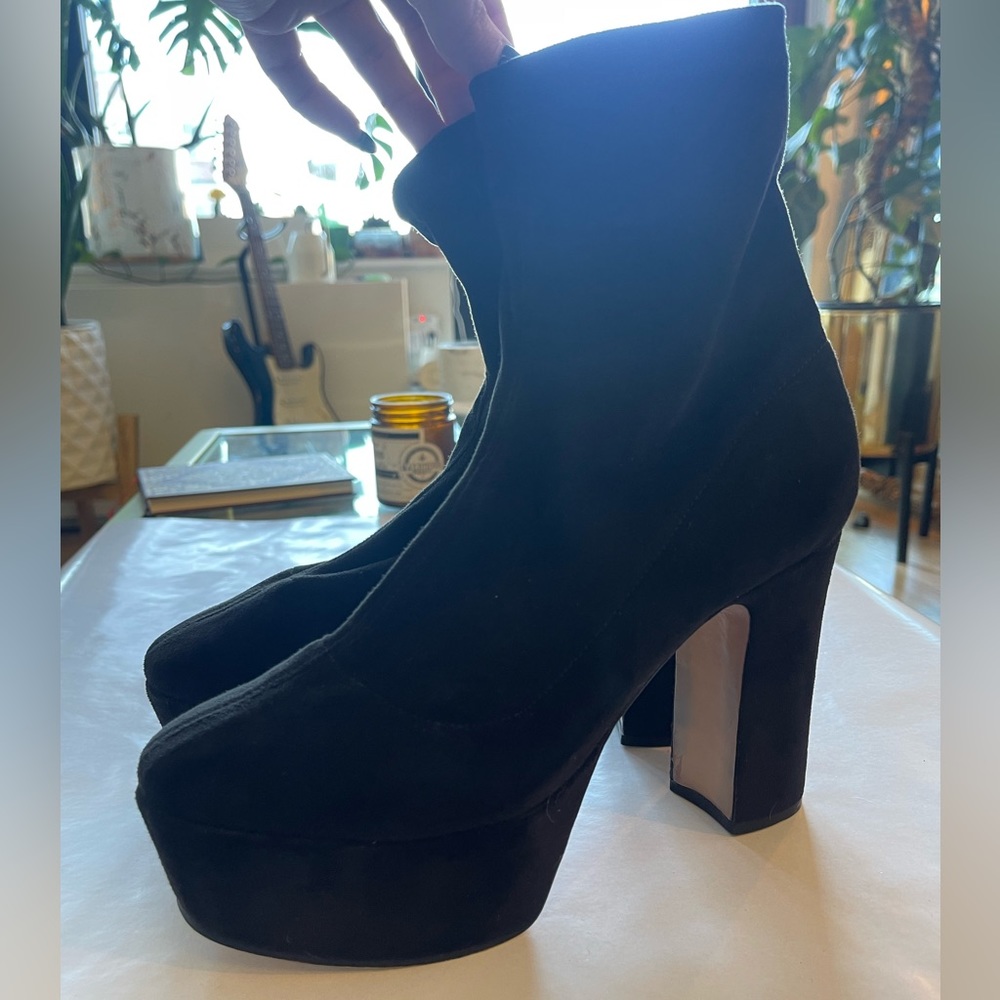 Schutz Suede platform heel boots